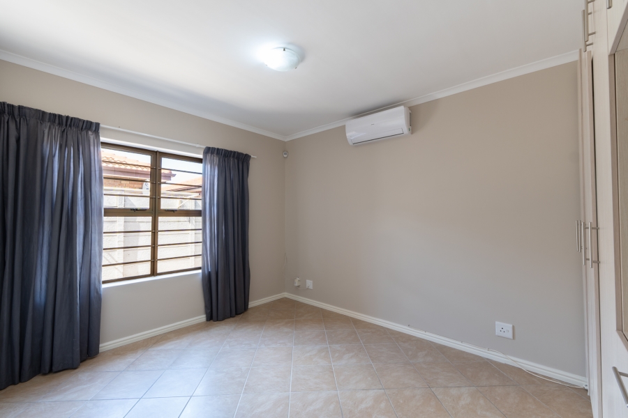 3 Bedroom Property for Sale in Soneike Western Cape